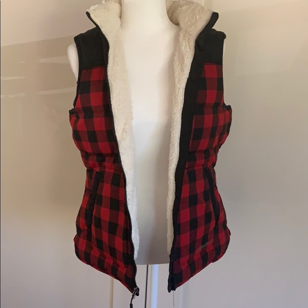 NWT Eddie Bauer vest size medium